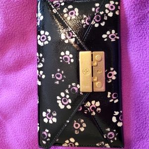 TORY BURCH Patent Leather Floral Wallet